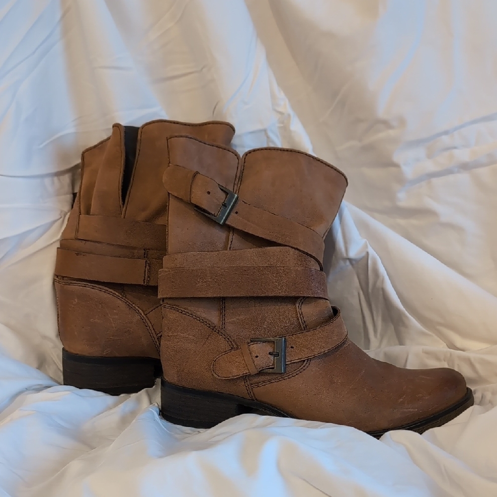 low boots